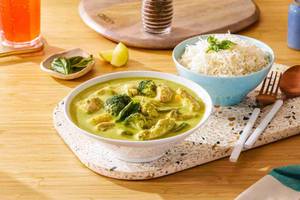 Thai Green Curry With Rice (Chicken)