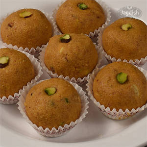 Magaj Ladoo