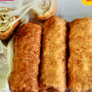 Chicken Shahi Roll (2 Pcs )