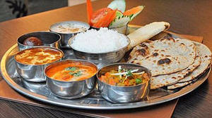 Veg Maharaja Thali