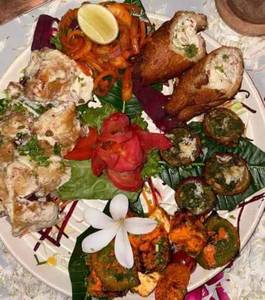 Kebab Kweens Veg Platter