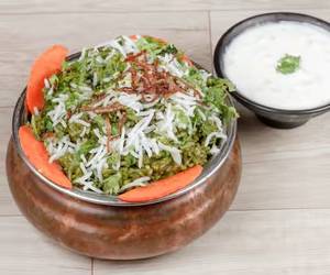 Veg Hyderabadi Biryani 500 Ml