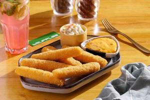 Fried Mozzarella Stix