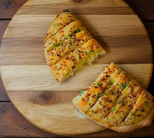 Red Paprika & Paneer Stuffed Garlic Bread