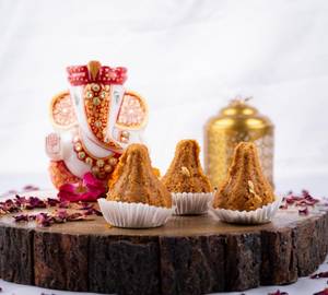 Besan Modak