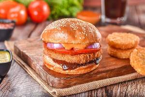 Chatpata Aloo Burger