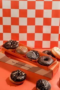 Donut Box (4 Donuts)