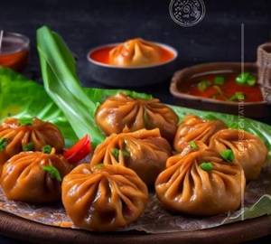 Honey Chilly Momos[veg]