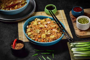 Schezwan Chicken Fried Rice