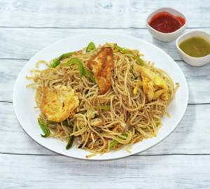 Egg Hakka Noodles