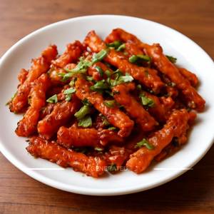 Schezwan Noodles (650-700 Gm Apx) + Beverage