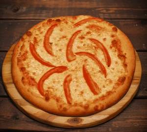 Tomato pizza