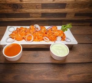 Veg Cocktail Momos [8 Pieces]