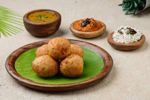 Mysore Bonda (5 Pcs)