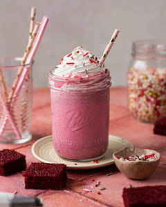 Red Velvet Jar Shake