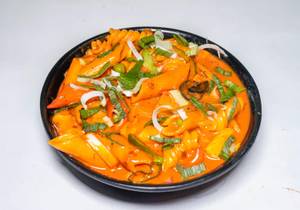 Veg red sauce pasta