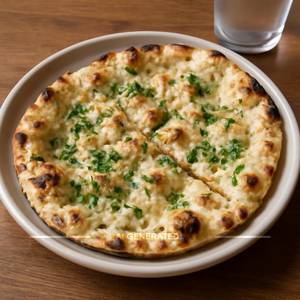 Garlic Naan (100G)