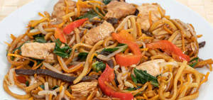 Egg Chicken Chowmein