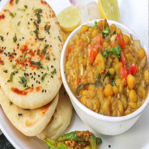 Chhole Kulcha (2 Pc)