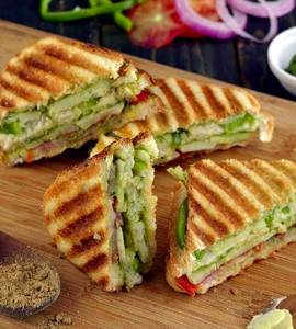 Chicken mozzarella sandwich