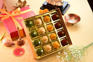 Mewa Mix Modak Box (16 Pcs)
