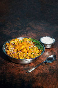Chicken Prawn Egg Kothu [Serves 1-2]