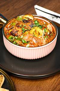 Pushpa Chaap (gravy)