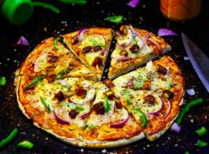 Cheese corn pizza