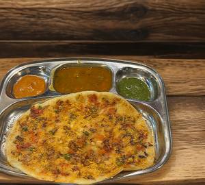 Ghee podi veg uttapam