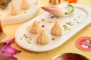 Kaju Modak