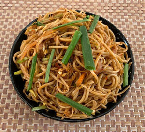 Veg Chilly Garlic Noodle
