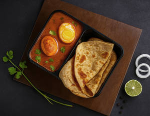 Masala Egg Curry - PARATHA Meal