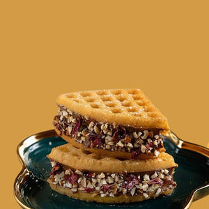 Royal Rose Almond