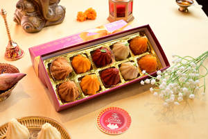 Khoya Mix Modak Box (10 Pcs)