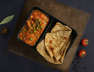 Aloo Matar - PARATHA Meal