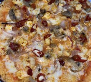 Smokey Cheesy Pizza [10 Inches]