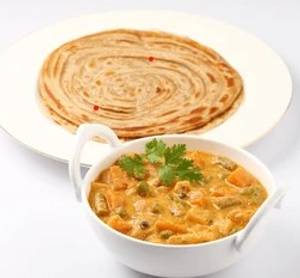 veg kurma 250 ml & kerala paratha 1pic