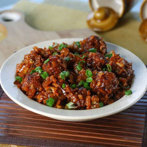 Veg Manchurian Dry (6 Pcs)