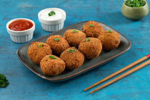 Veg Kurkure Momos