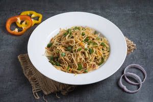 Veg Hakka Noodles