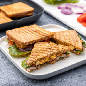 Tandoori Paneer Sandwich