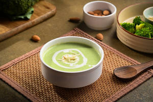 Cream Of Broccoli Almond Soup