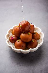 Gulab jamun