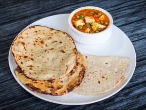 Matar Paneer With 3 Butter Roti