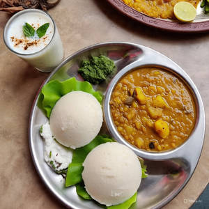 Vegetable fried idli