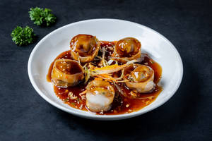 Burnt Garlic Veg Dim Sum