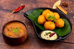 Mangalore Bonda