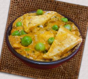 Mattar Paneer