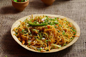 Veg Singapuri Noodles