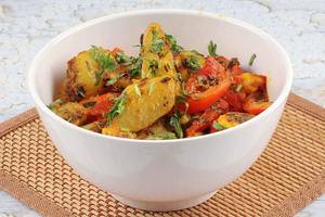 Aloo Tamatar